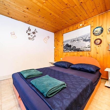 Guesthouse Ivkovic คิร์ก ภายนอก รูปภาพ
