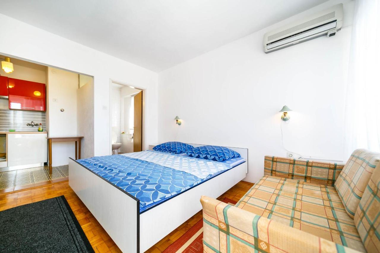 Guesthouse Ivkovic คิร์ก ภายนอก รูปภาพ